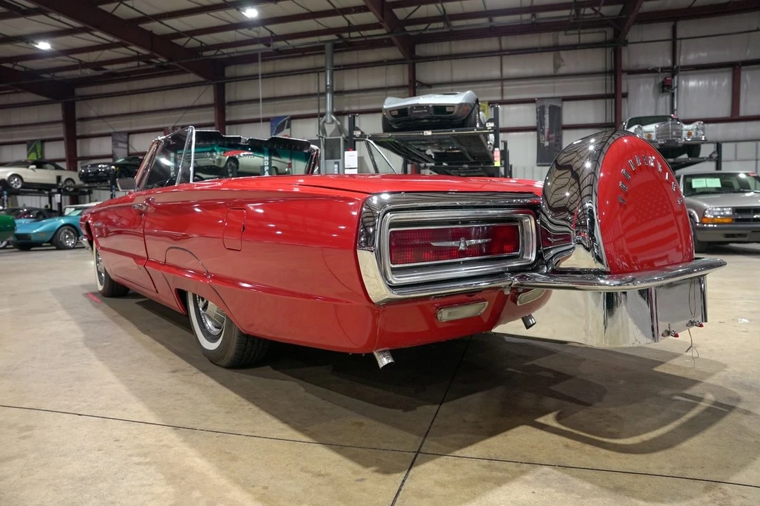 1964 Ford Thunderbird 4th Gen - Image 6 of 12