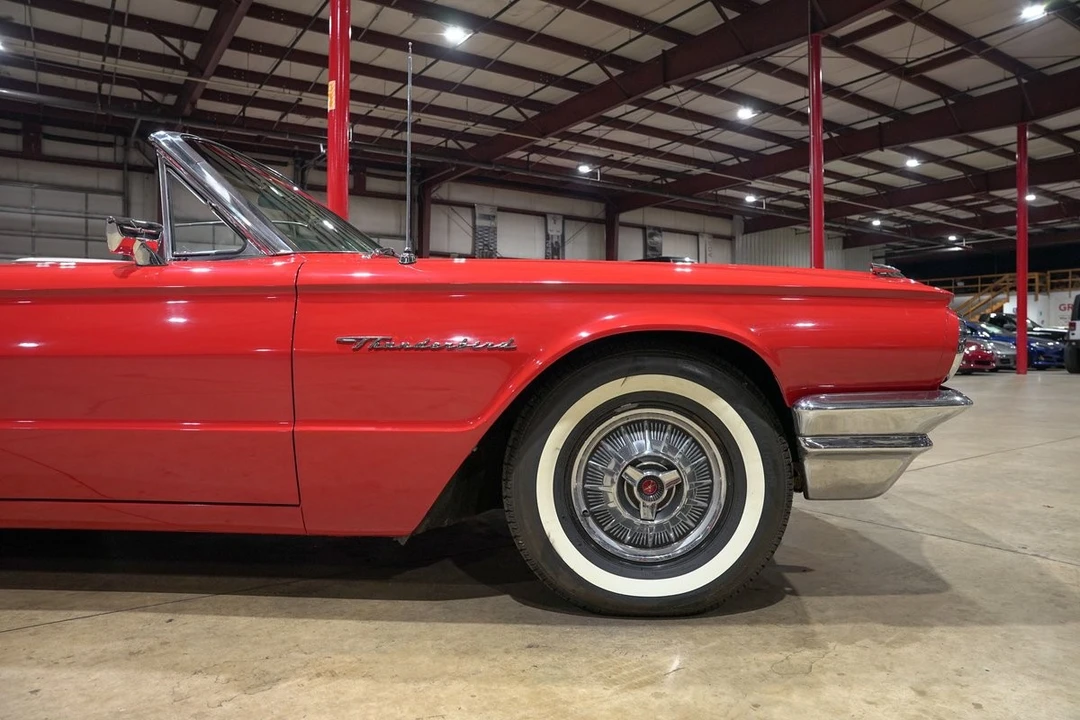 1964 Ford Thunderbird 3rd Gen - Image 11 of 12