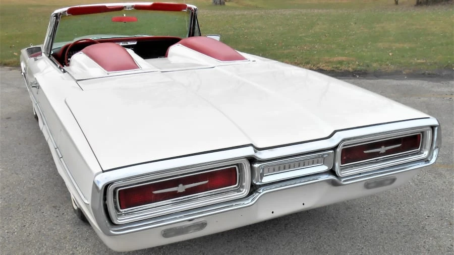 1964 Ford Thunderbird 4th Gen - Image 16 of 17
