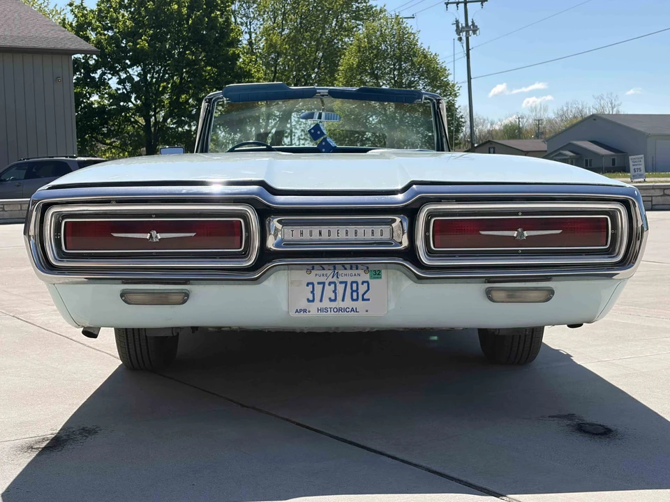 1964 Ford Thunderbird 4th Gen - Image 6 of 31