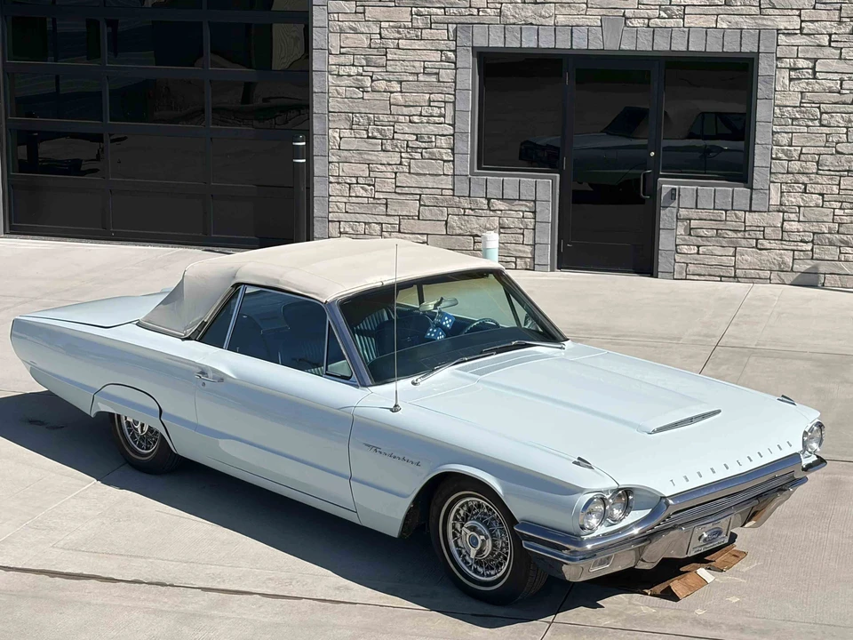 1964 Ford Thunderbird 4th Gen - Image 14 of 31