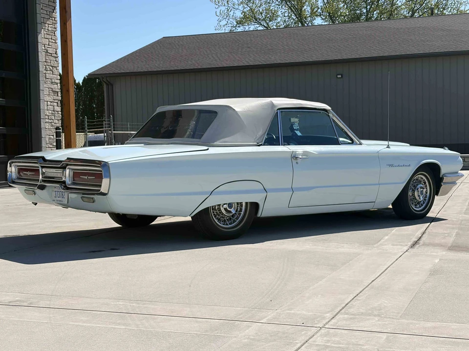 1964 Ford Thunderbird 4th Gen - Image 20 of 31