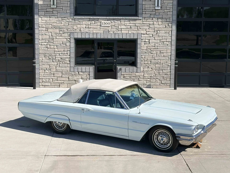 1964 Ford Thunderbird 4th Gen - Image 16 of 31