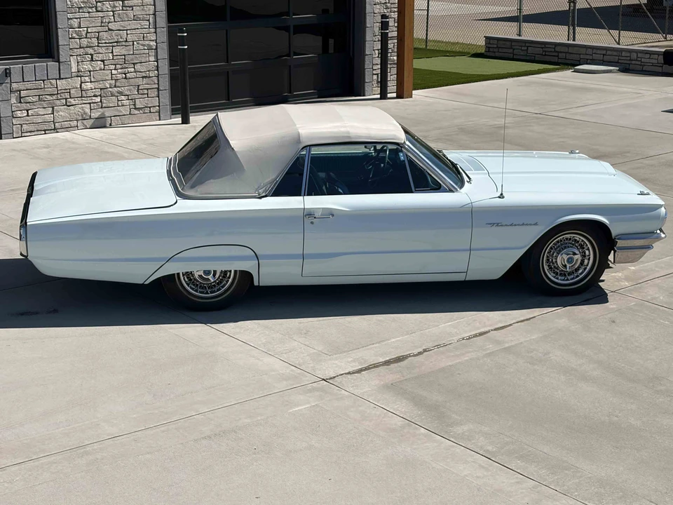 1964 Ford Thunderbird 4th Gen - Image 19 of 31