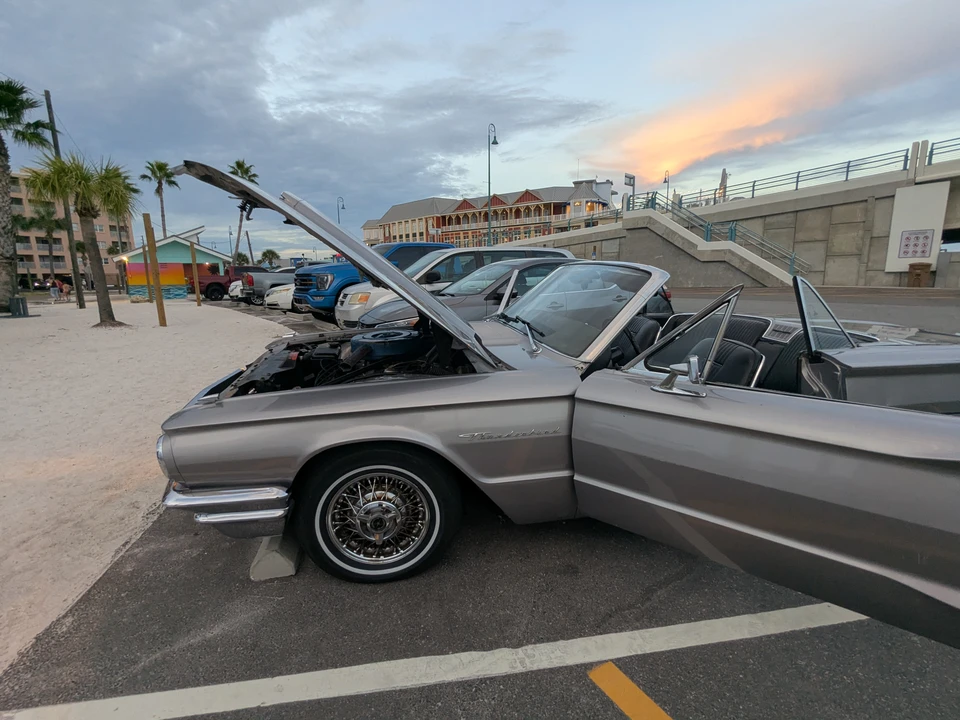 1964 Ford Thunderbird 4th Gen - Image 28 of 31