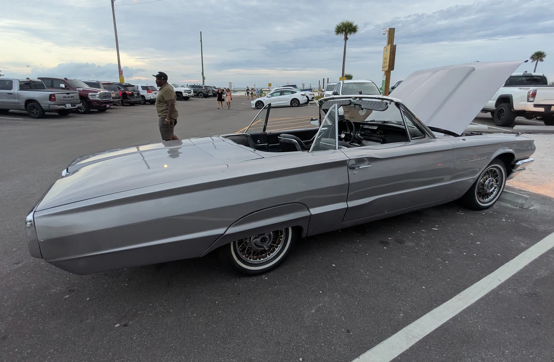 1964 Ford Thunderbird 4th Gen - Image 5 of 31