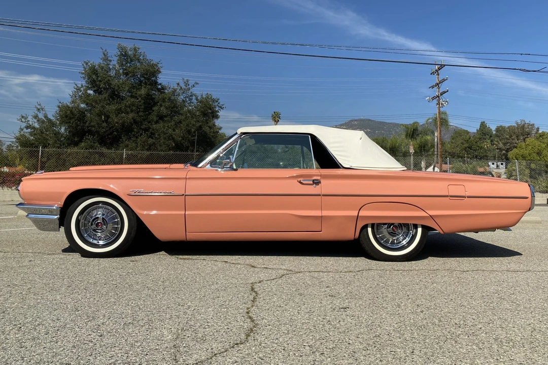 1964 Ford Thunderbird 4th Gen - Image 27 of 31