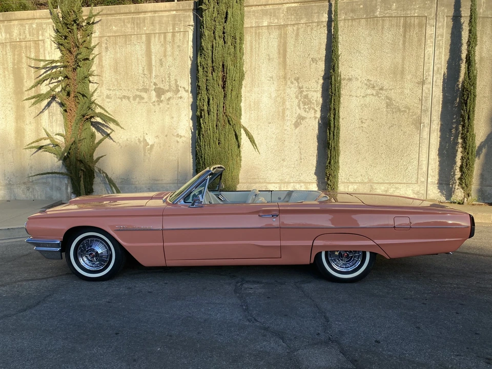 1964 Ford Thunderbird 4th Gen - Image 25 of 31