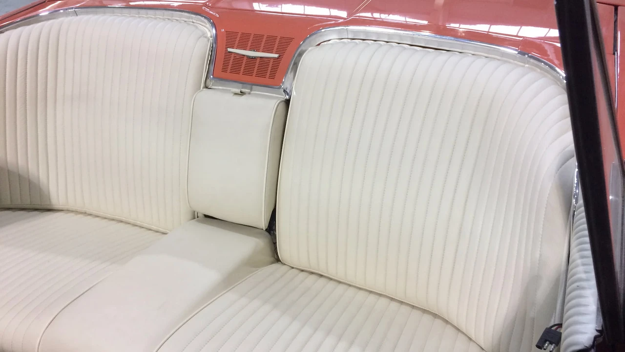 1964 Ford Thunderbird 4th Gen - Image 4 of 8