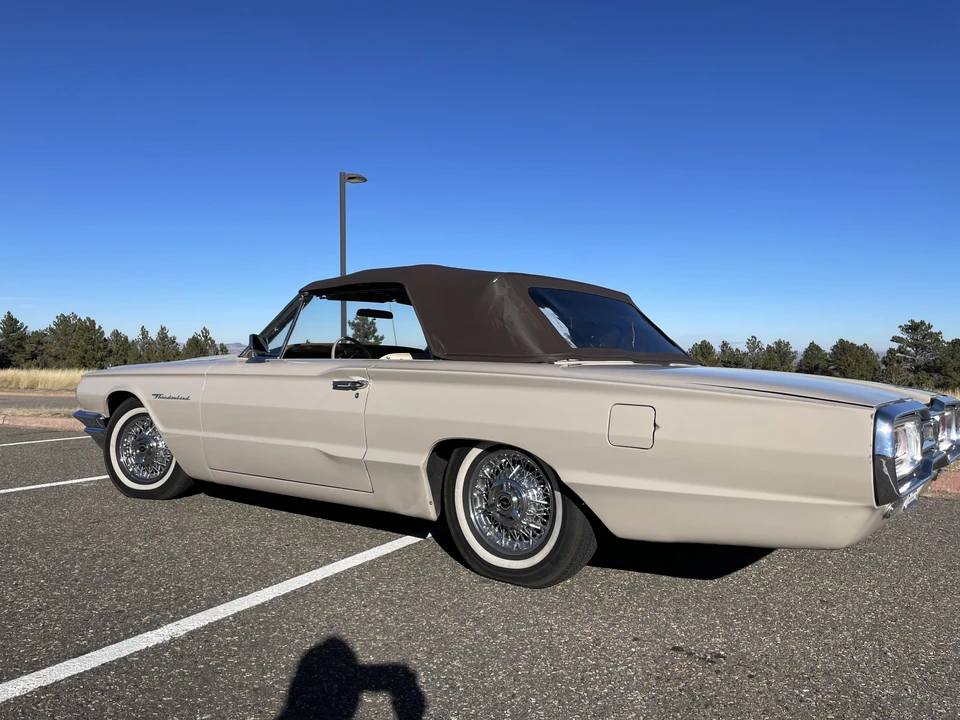 1964 Ford Thunderbird 4th Gen - Image 11 of 31