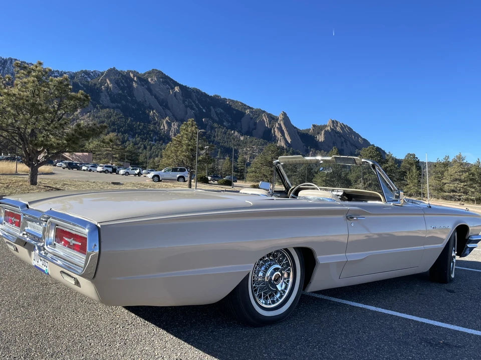 1964 Ford Thunderbird 4th Gen - Image 15 of 31