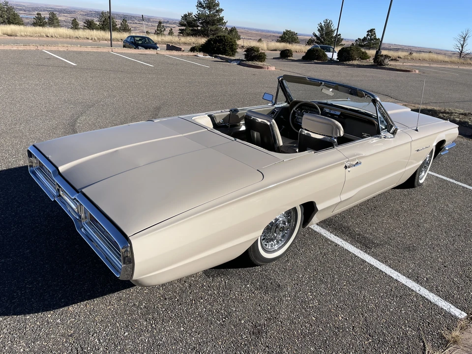 1964 Ford Thunderbird 4th Gen - Image 16 of 31