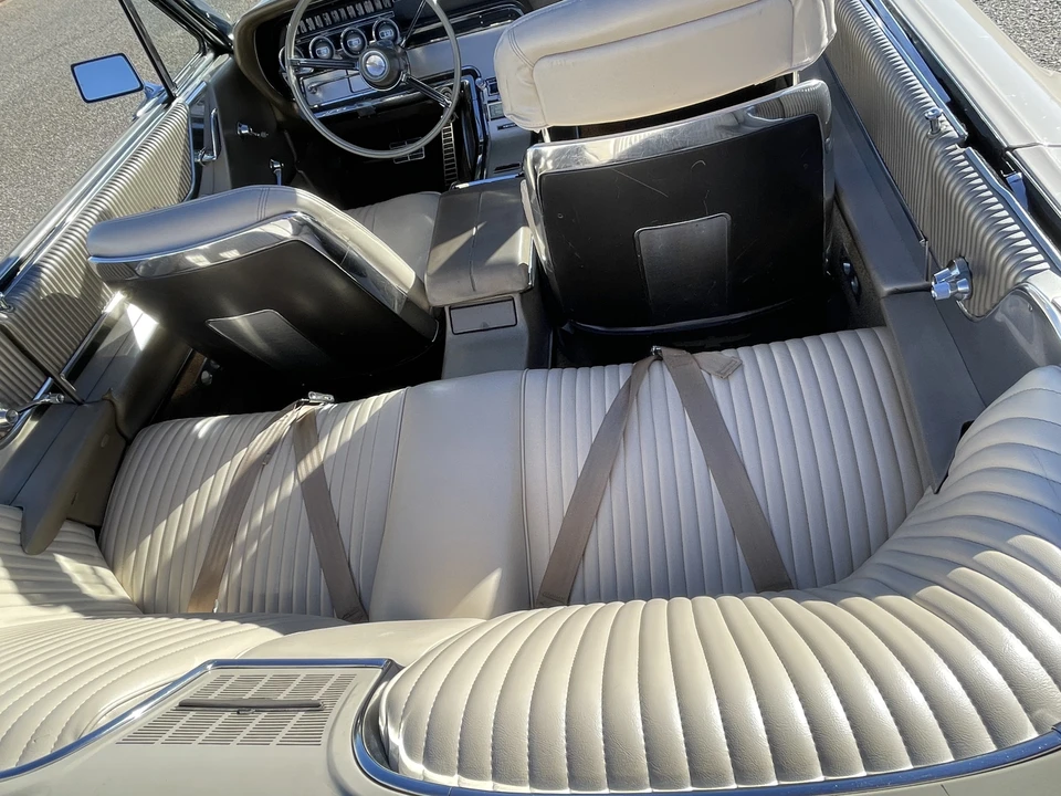 1964 Ford Thunderbird 4th Gen - Image 28 of 31