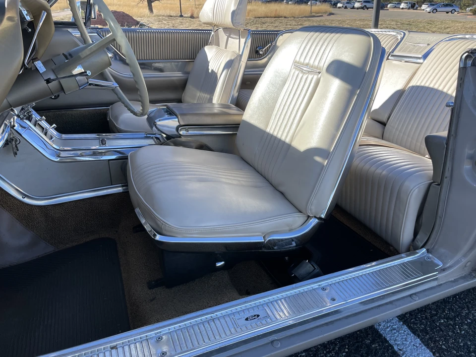 1964 Ford Thunderbird 4th Gen - Image 29 of 31