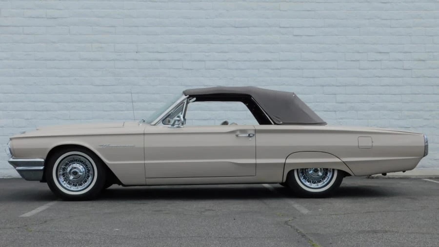 1964 Ford Thunderbird 4th Gen - Image 11 of 12