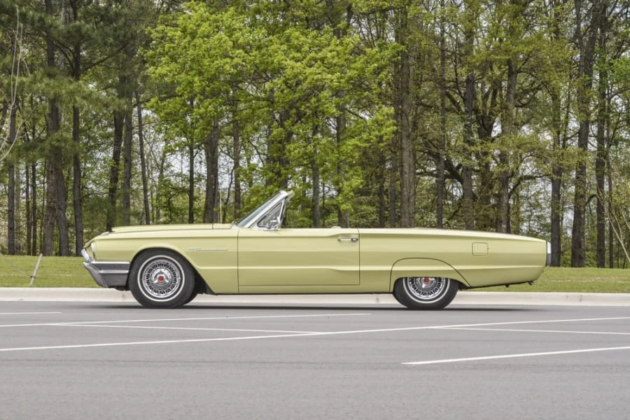 1964 Ford Thunderbird 4th Gen - Image 2 of 12