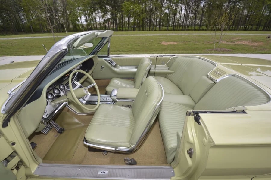 1964 Ford Thunderbird 4th Gen - Image 5 of 12