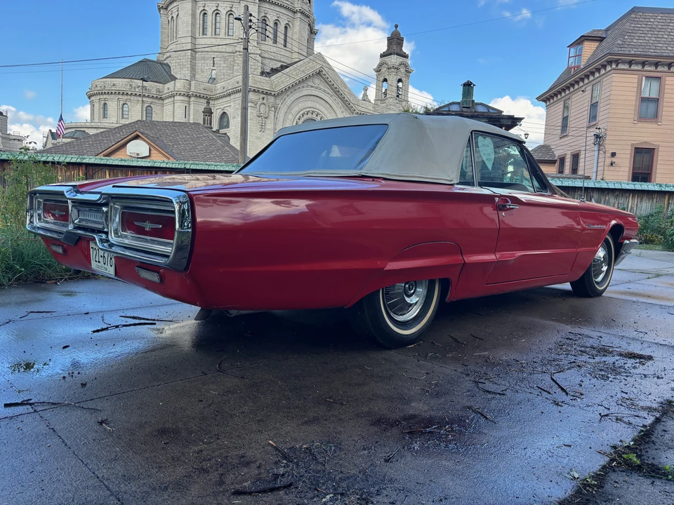 1964 Ford Thunderbird 4th Gen - Image 28 of 31