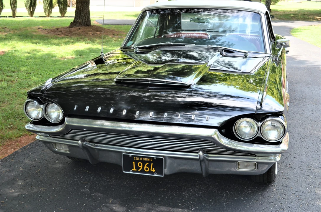 1964 Ford Thunderbird 4th Gen - Image 4 of 31