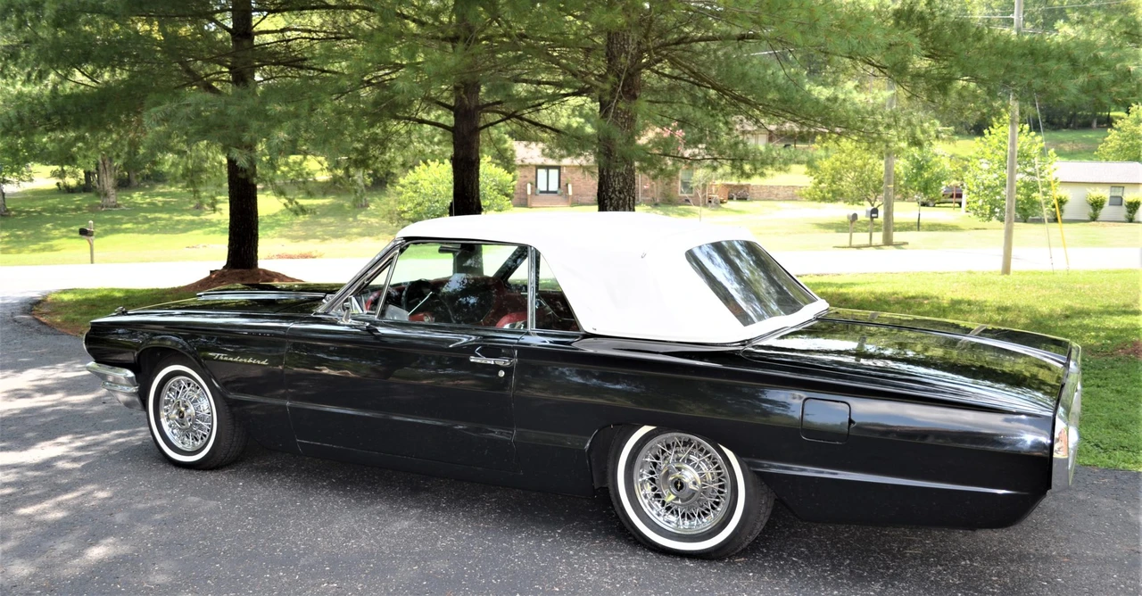1964 Ford Thunderbird 4th Gen - Image 9 of 31