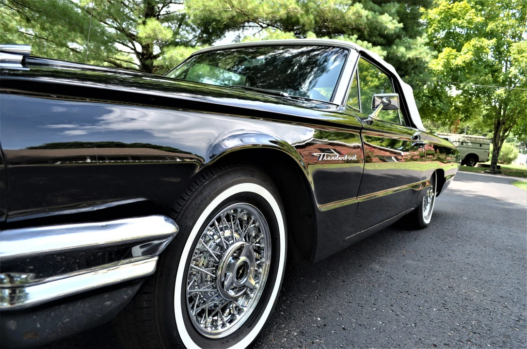 1964 Ford Thunderbird 4th Gen - Image 30 of 31