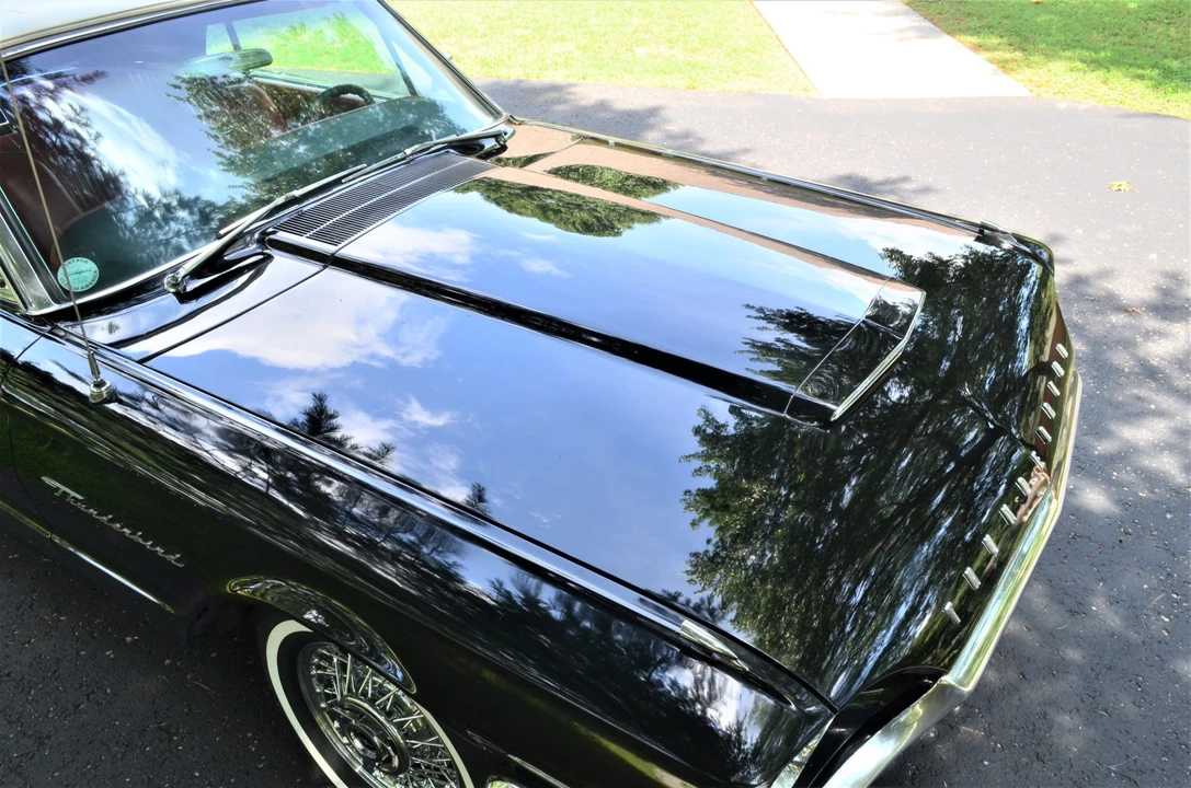 1964 Ford Thunderbird 4th Gen - Image 29 of 31
