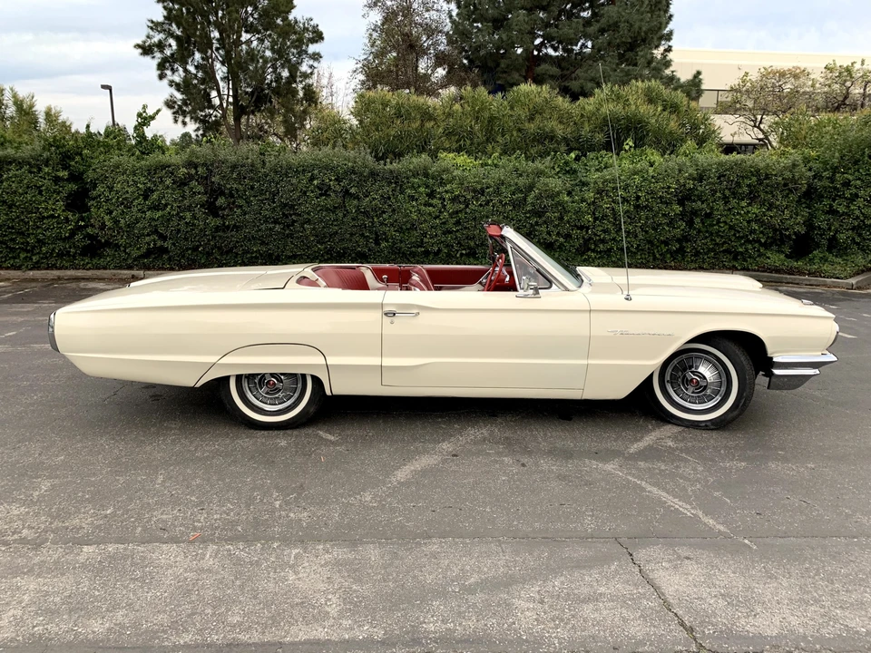 1964 Ford Thunderbird 4th Gen - Image 9 of 31