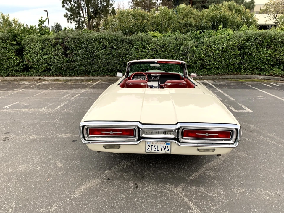 1964 Ford Thunderbird 4th Gen - Image 27 of 31