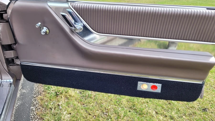 1964 Ford Thunderbird 4th Gen - Image 10 of 28