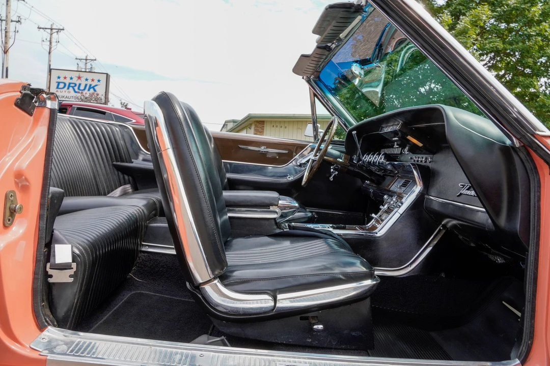 1964 Ford Thunderbird 4th Gen - Image 16 of 31