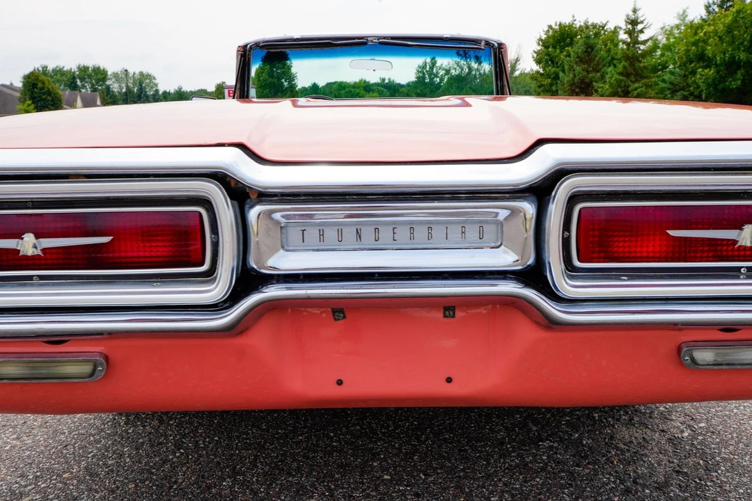 1964 Ford Thunderbird 4th Gen - Image 23 of 31