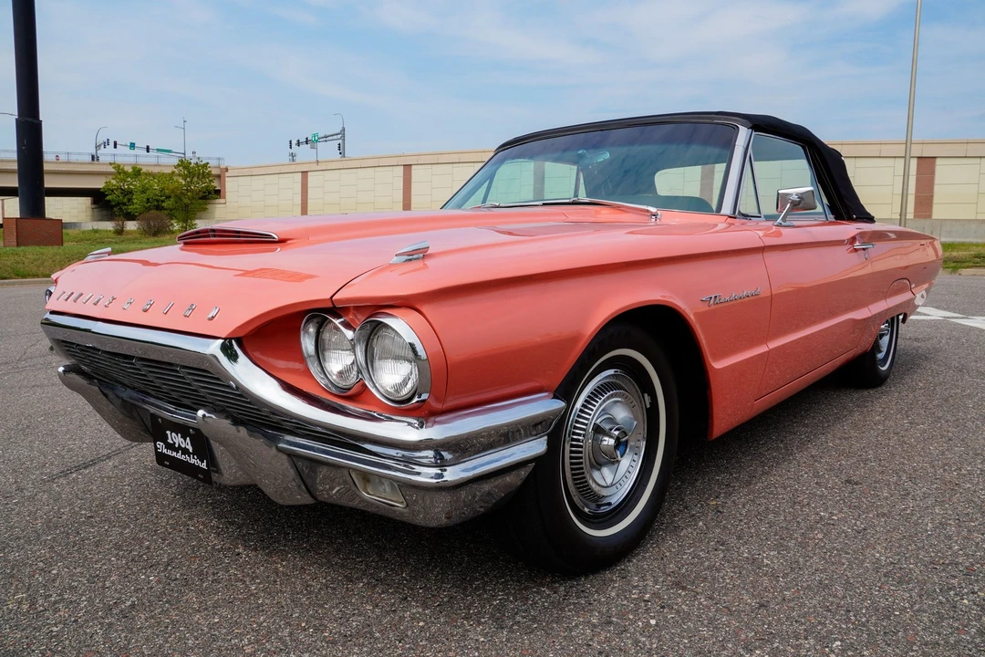 1964 Ford Thunderbird 4th Gen - Image 9 of 31