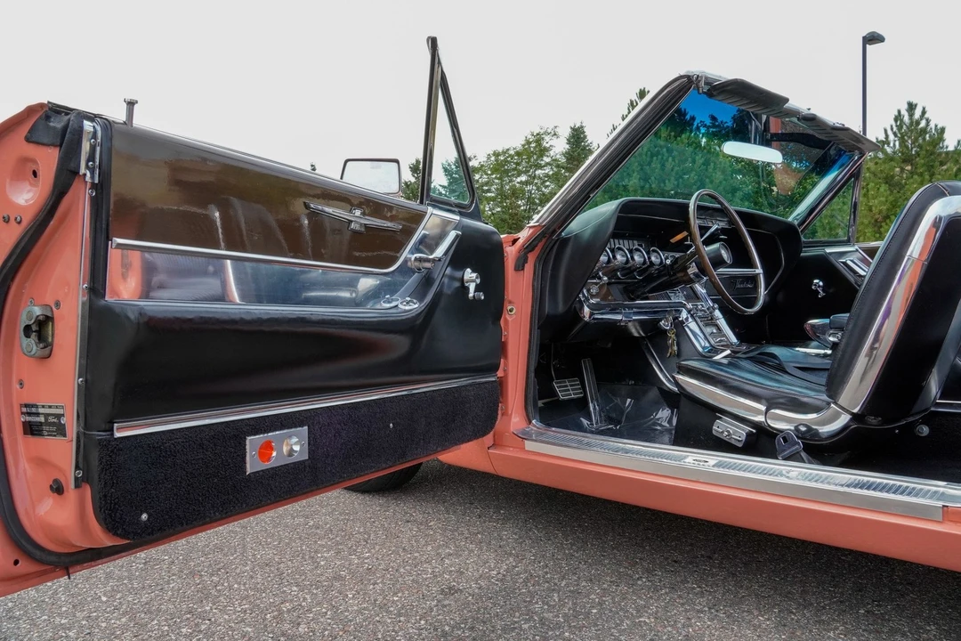 1964 Ford Thunderbird 4th Gen - Image 10 of 31