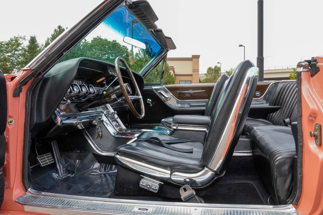 1964 Ford Thunderbird 4th Gen - Image 11 of 31