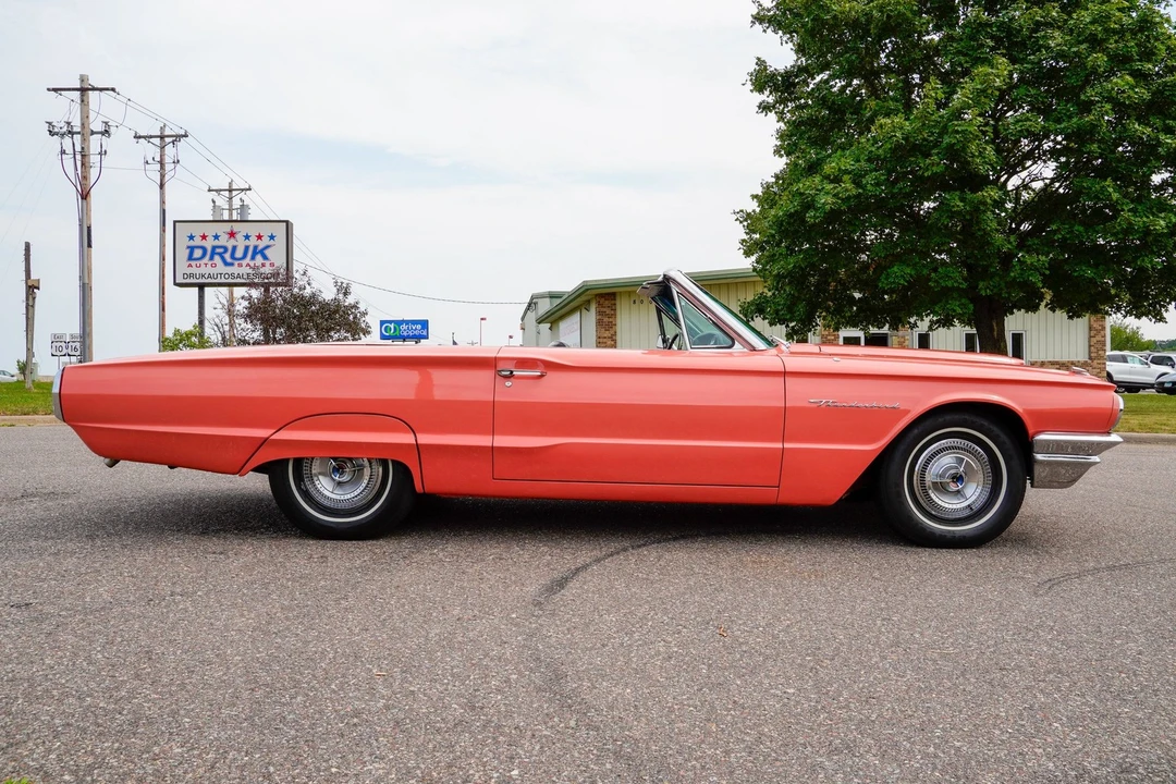 1964 Ford Thunderbird 4th Gen - Image 2 of 31