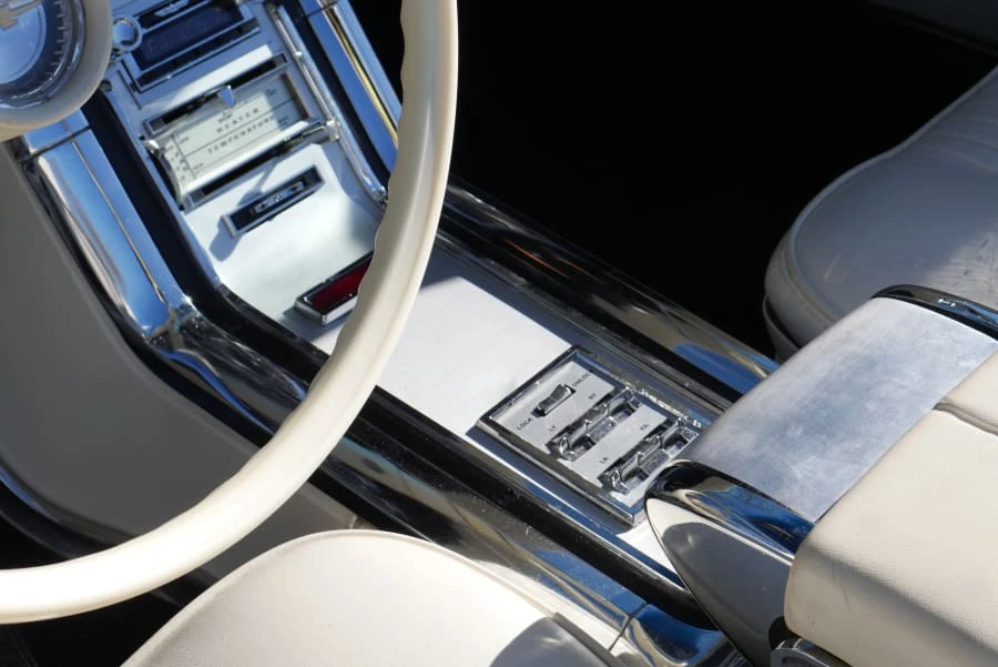 1964 Ford Thunderbird 4th Gen - Image 16 of 24