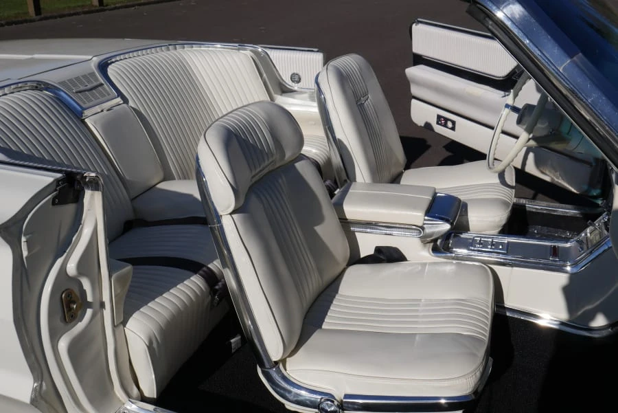 1964 Ford Thunderbird 4th Gen - Image 13 of 24