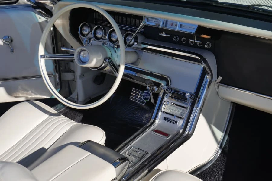 1964 Ford Thunderbird 4th Gen - Image 11 of 24