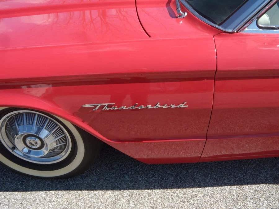 1964 Ford Thunderbird 4th Gen - Image 6 of 8