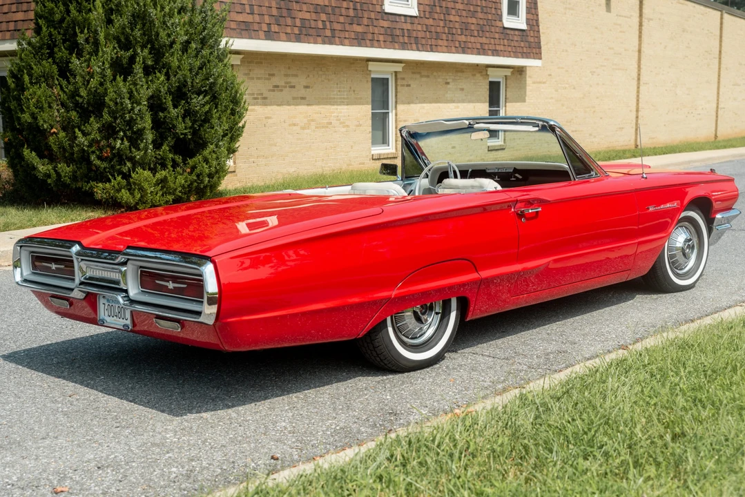 1964 Ford Thunderbird 4th Gen - Image 7 of 31