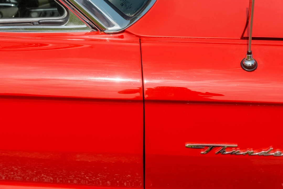 1964 Ford Thunderbird 4th Gen - Image 25 of 31