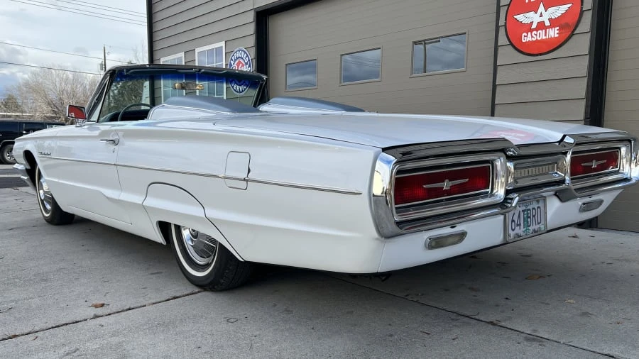1964 Ford Thunderbird 4th Gen - Image 7 of 24