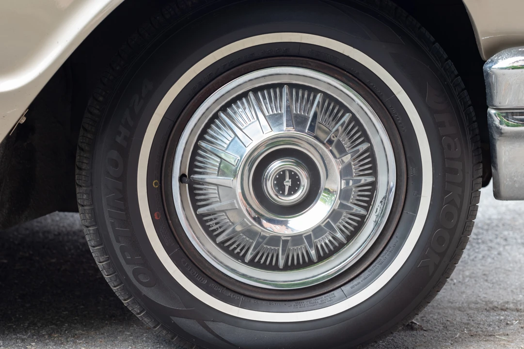 1964 Ford Thunderbird 4th Gen - Image 22 of 31