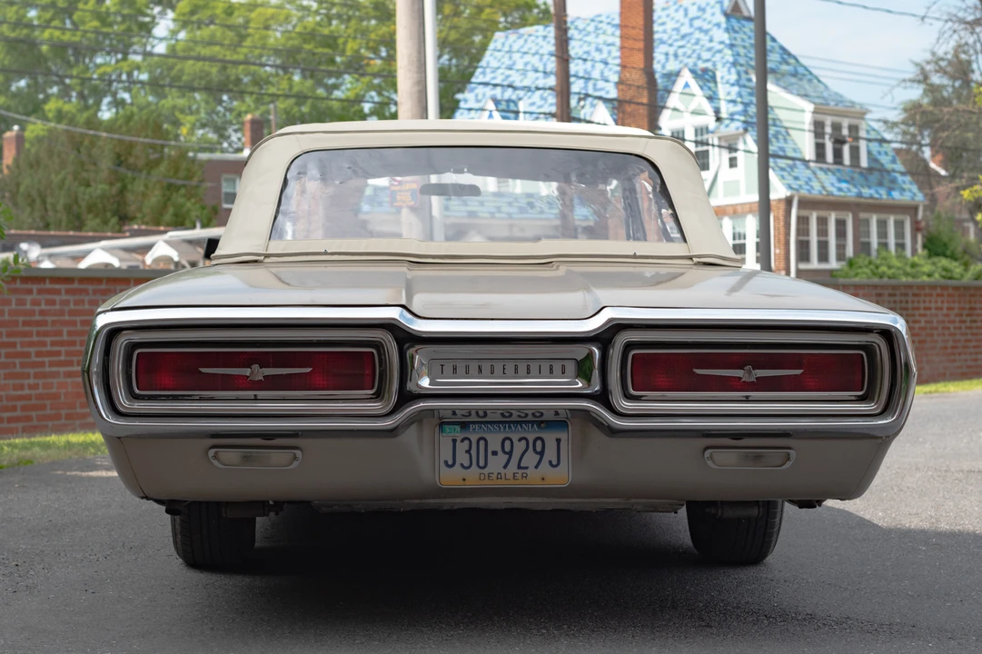 1964 Ford Thunderbird 4th Gen - Image 9 of 31