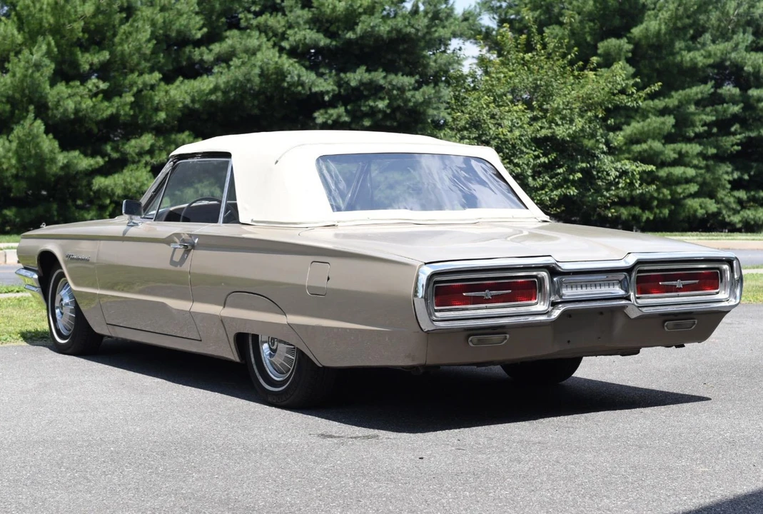 1964 Ford Thunderbird 4th Gen - Image 10 of 31