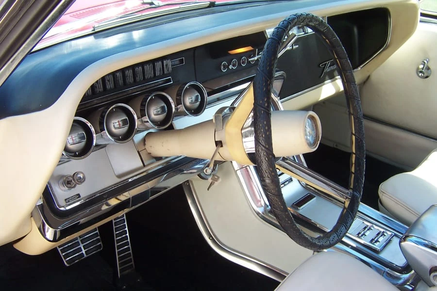 1964 Ford Thunderbird 4th Gen - Image 2 of 8