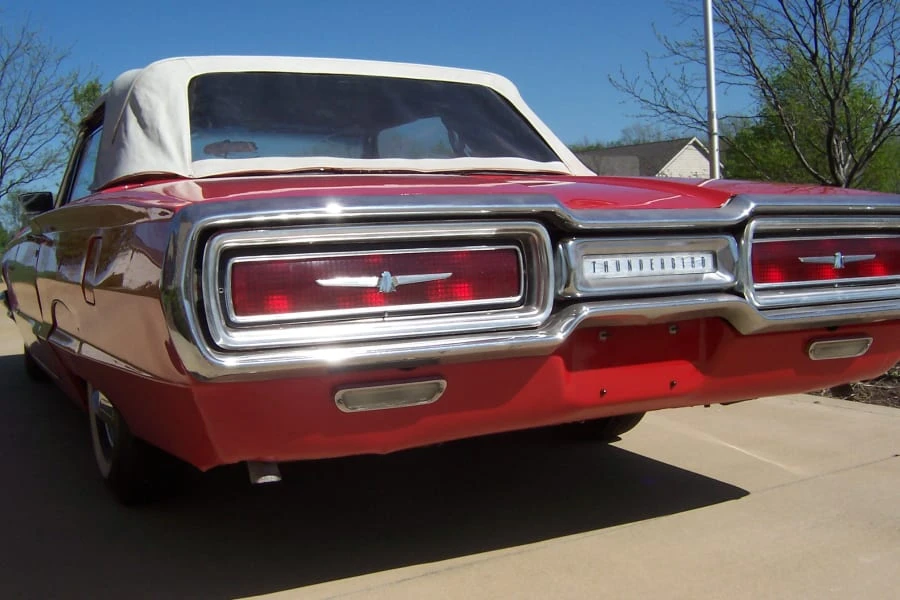 1964 Ford Thunderbird 4th Gen - Image 6 of 8