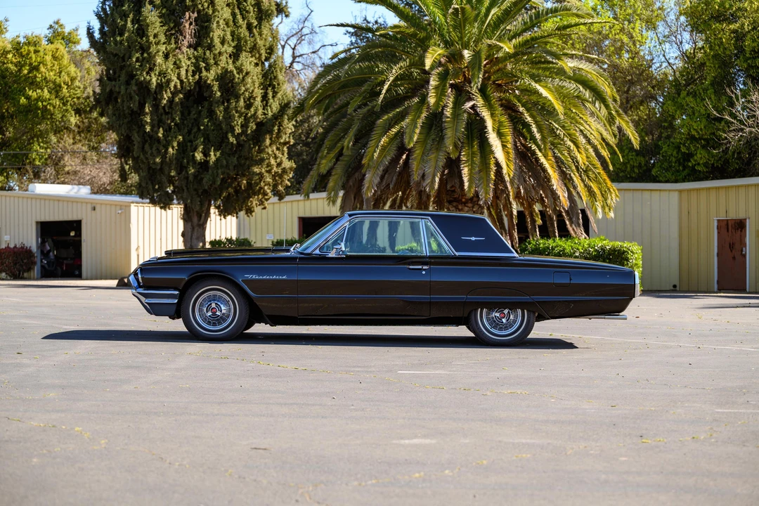 1964 Ford Thunderbird 4th Gen - Image 14 of 31