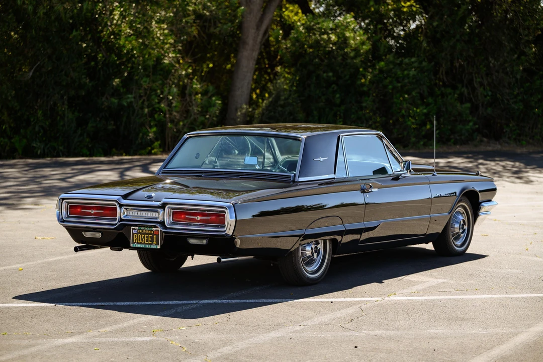 1964 Ford Thunderbird 4th Gen - Image 24 of 31