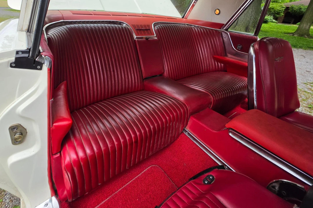 1964 Ford Thunderbird 4th Gen - Image 27 of 31